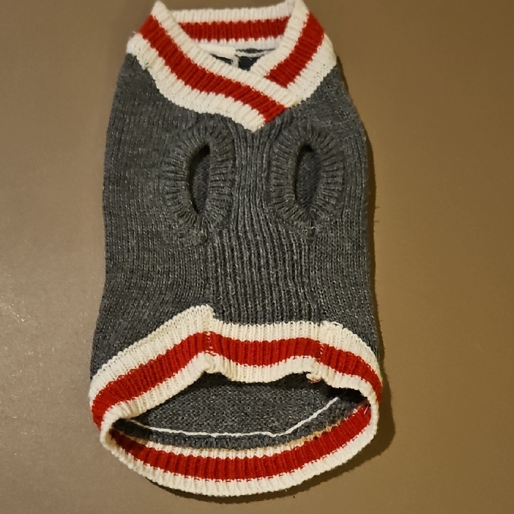 Dog Sweater - Picture 1 of 5